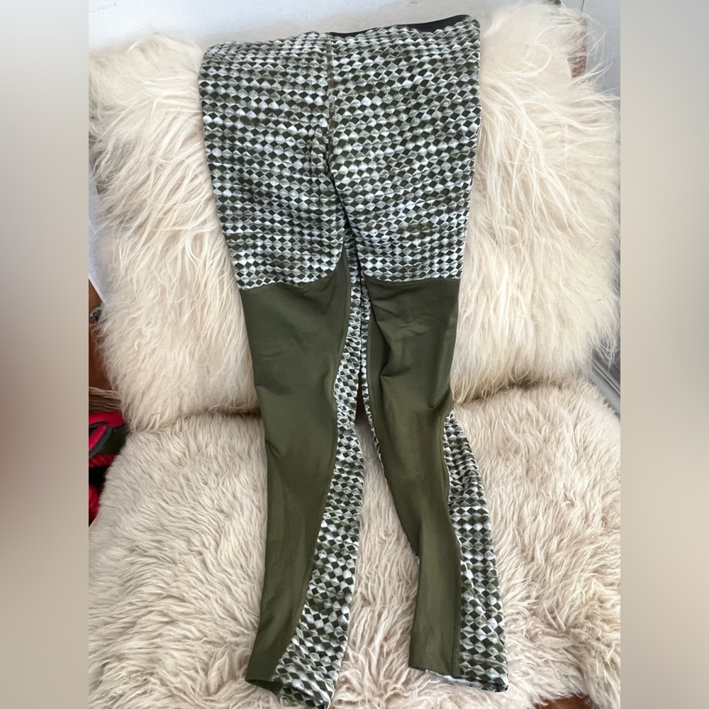 Nike Workout Pants - image 4